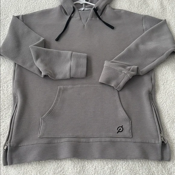 Peloton Gray Ribbed Pullover Hoodie Side Zip Split Hem Size M - Picture 11 of 13